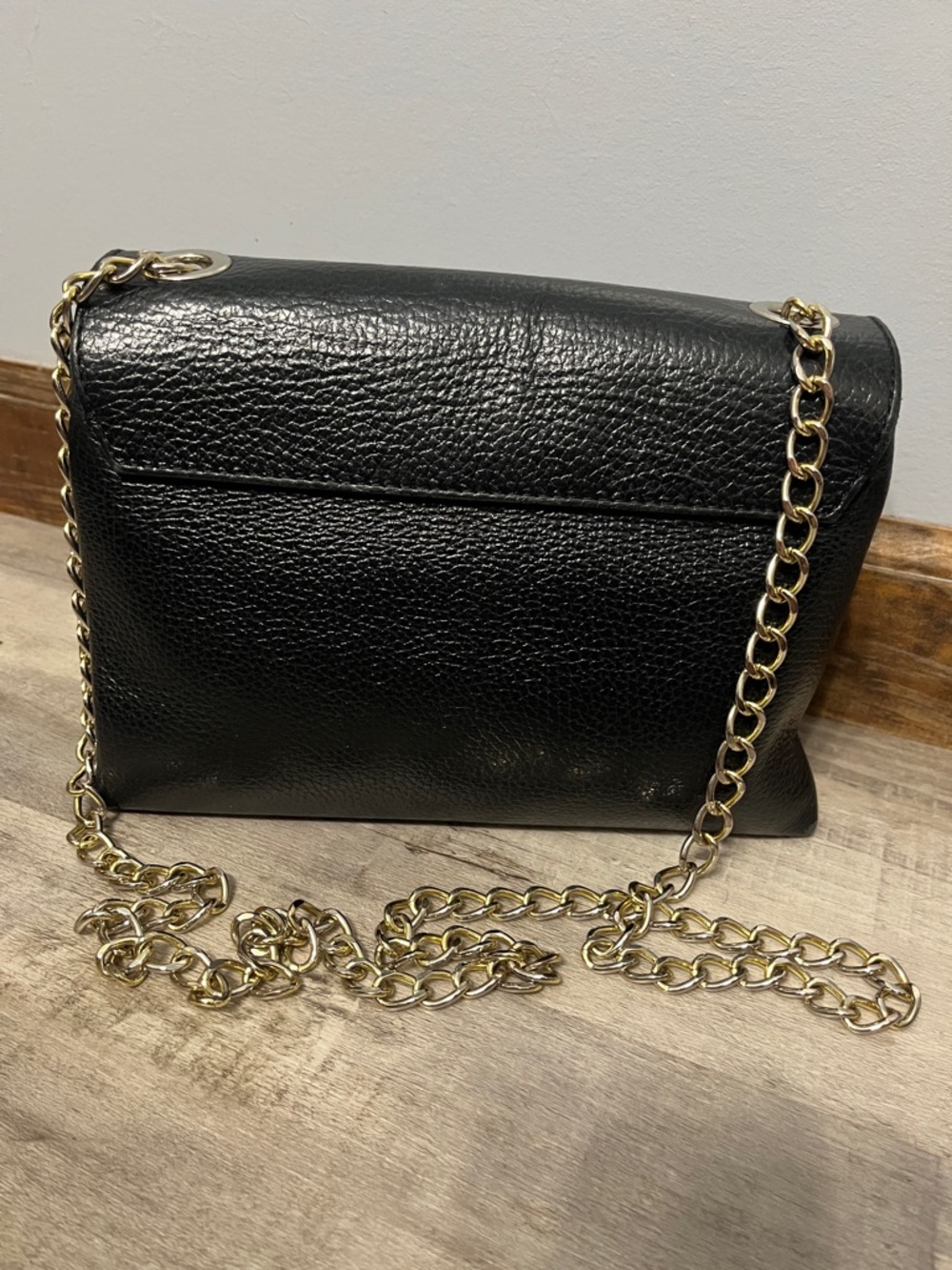 Valentino Black Pebbled Leather Chain Crossbody with Gold Hardware - Picture 2 of 5